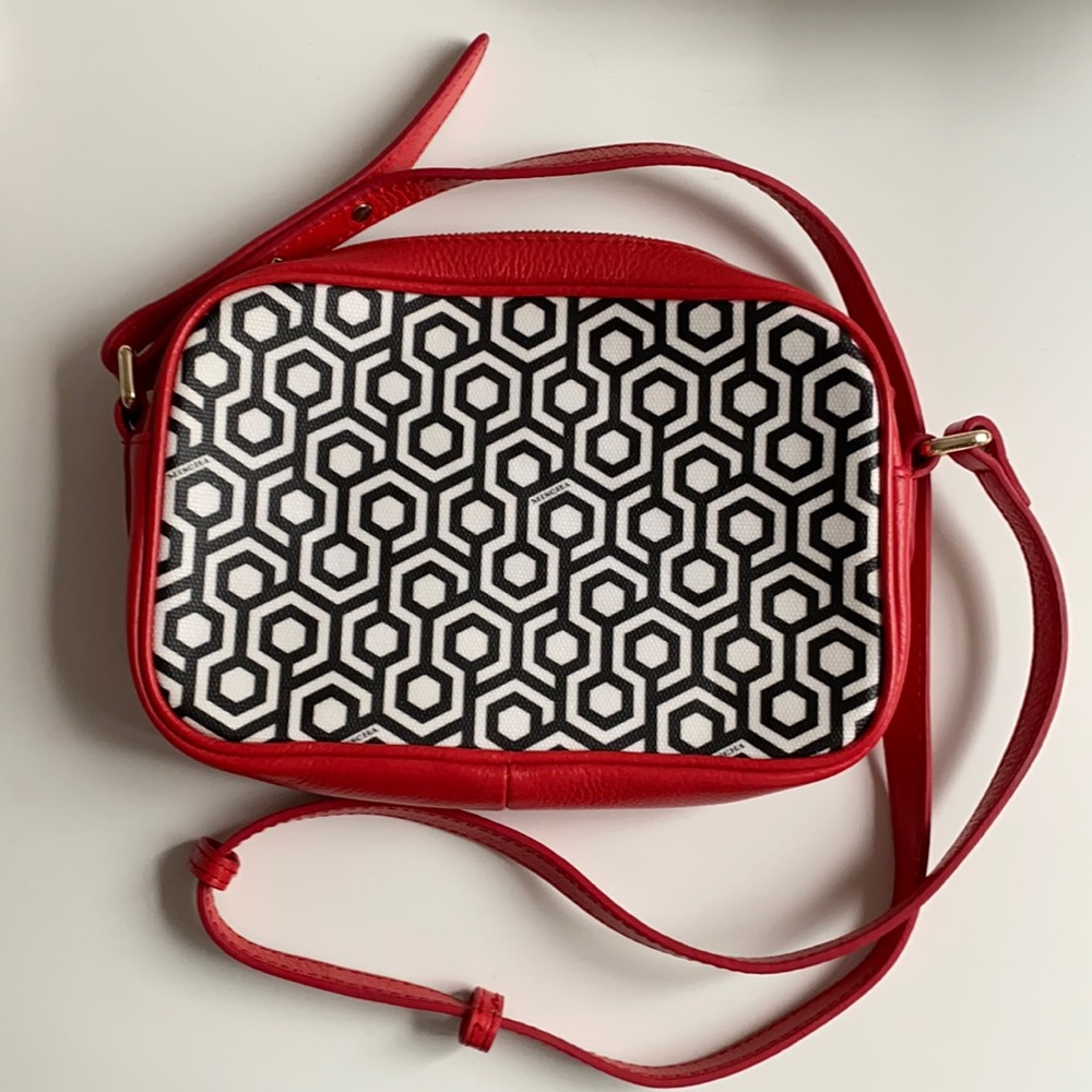 Mischa Mari Crossbody Shoulder Bag
